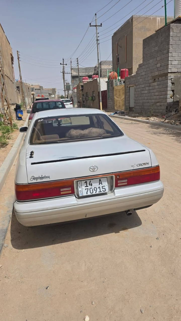 السلام عليكم بطه منفصل للبيع رقم بصره انكليزي جديد توهه صاعده هزه  سنويه  2029 بسمي حره موديل 1993   سياره كفاله عامه من الكصه ونقل جثه ولعيب شرعي ولصوليات سياره جاهزه مجهزه من حداديه تخم تاير كهربائيات تبريد كير ومكينه VVT  غرفه جديده شاشة كامره خلفية العنوان البصره الزبير  السعر 65 وبيها مجال للشراي للاستفسار على الرقم 
*********** الزبير, البصرة
