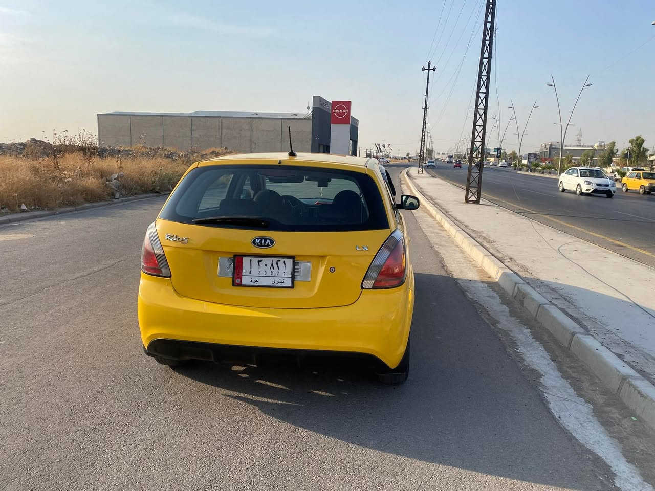 كيا ريو فول مواصفات 
نضام ايكو 
ABS
حساس تايرات
قفل سكليتر
تبريد ثلج مبدل منضومة كاملة
موديل2011 أمريكي 
***********مكان السيارة حي سومر سعر ٨٨

