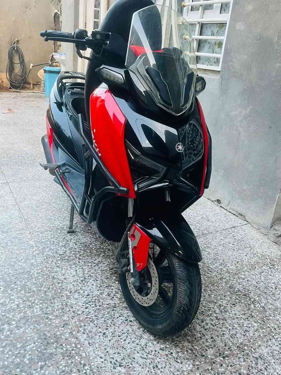 سكنس سترونك • دراجه
