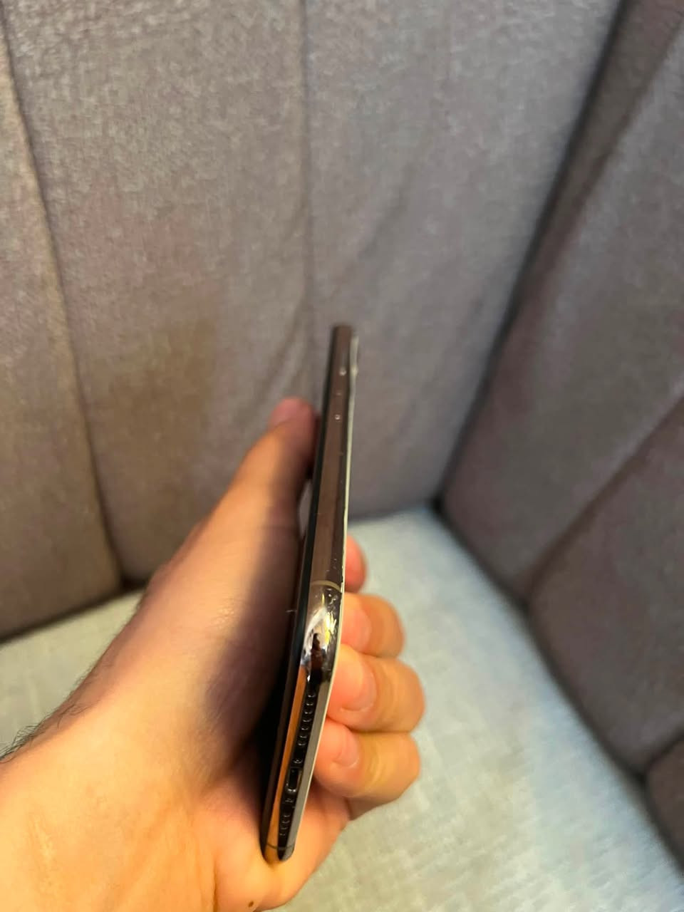 السلام عليكم
Xs Max
الجاز مستبدل بطاريه +ضهر بس 
كامرات على غفله طفو 
البطاريه 84
ذاكره 64
تك
السعر ٨٠
الاستفسار خاص أو على رقم 

***********

