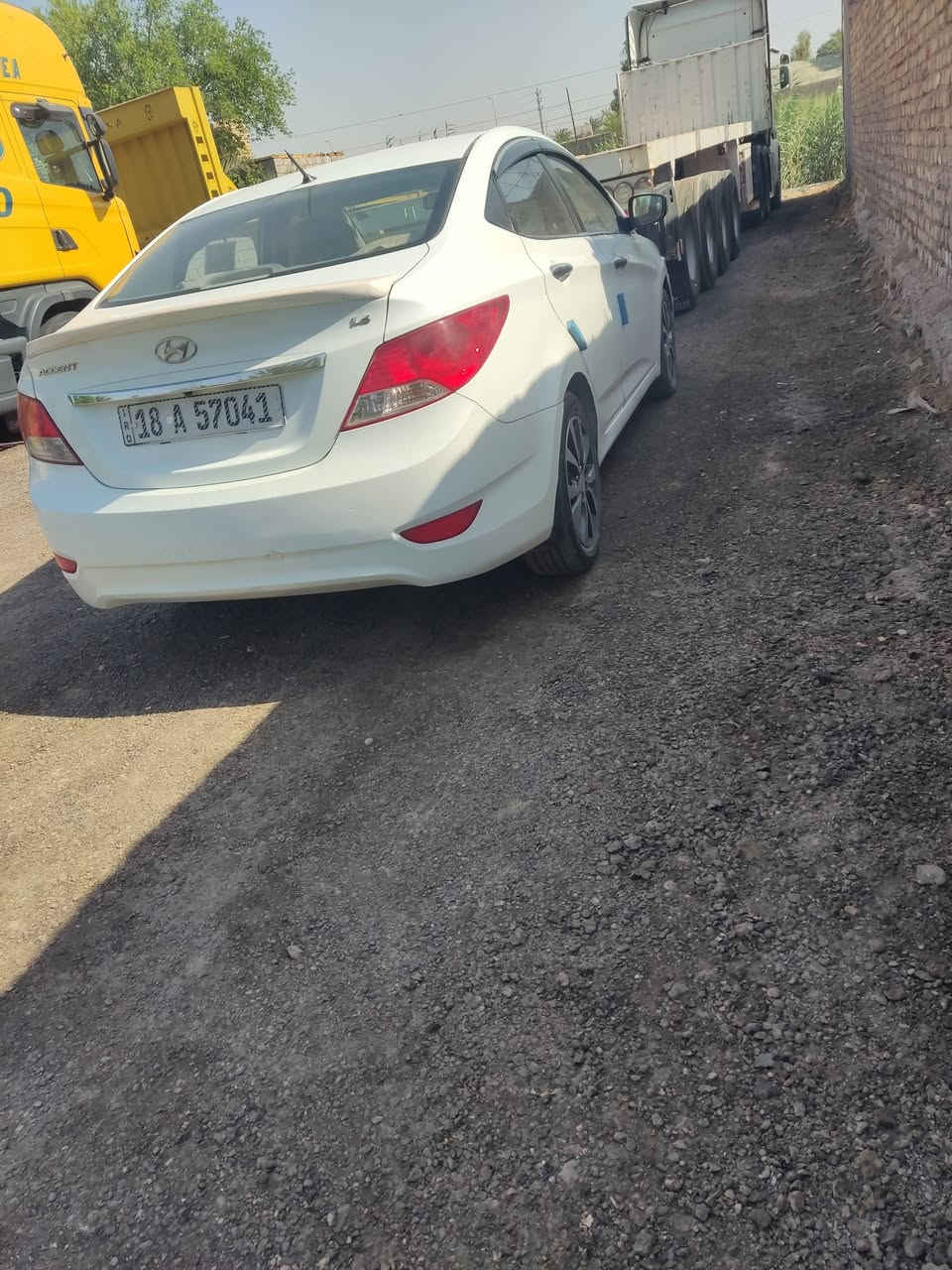 للبيع اكسنت خليجي  فول مواصفات
رقم بابل باسمي  بيه قطعه تبديل بنيد بدون دواخل
بيه بارد باب العبري شبرين  والباقي كله مكفول 
اخوان اليريد يعرف السعر يتصل ع الرقم الموجود 
لان مامتواجد ع فيس
للاستفسار. ***********
