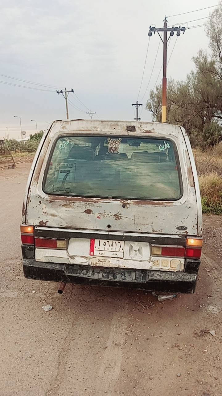 السلام عليكم كيا بستا ٩٤ اجره سنويه لل ٢٨ رقم بغداد عليها غرامه ٥ ورقات ينزلن من السعر كير اكسل كفاله محرك تبخير بدون تنقيص شواصي معمره درجه اولى السعر ٣٣ وبيها مجال ***********  بي واتساب
