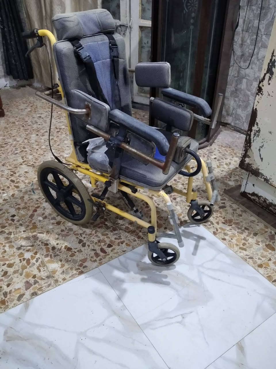 للبيع جديده سعرها مناسب 
عربانه طبيه للبيع سعرها 65بيها مجال مكاني بابل *********** بي واتس
