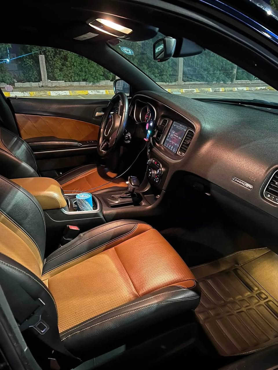السلام عليكم
جارجر 2015 sxt

كلين تايتل حتى الدعاميات بدون قطرة صبغ

وارد كندي 

ماشيه 69 حقيقي

تو ويل 

رقم بغداد بأسمي تحويل مباشر

السياره نظيفه كلش 

تخم تاير وباتري جديد

للاستفسار ***********
