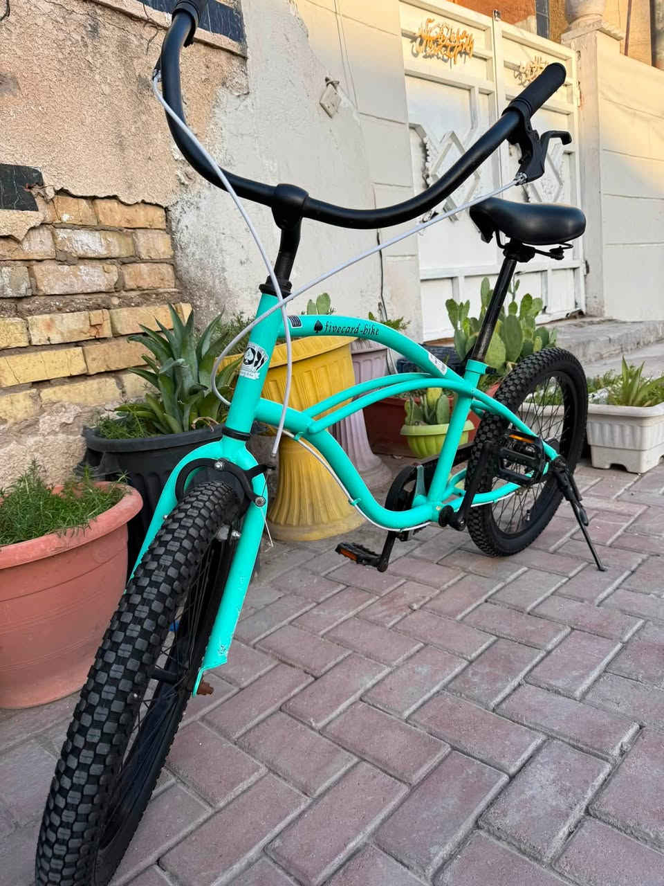 دراجة هوائية كلاسك حجم 20🚴🚴‍♀️
بالة حاوية نظافة 90%

السعر130 

للاستفسار ***********
