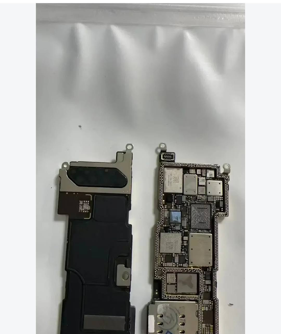 ***********
