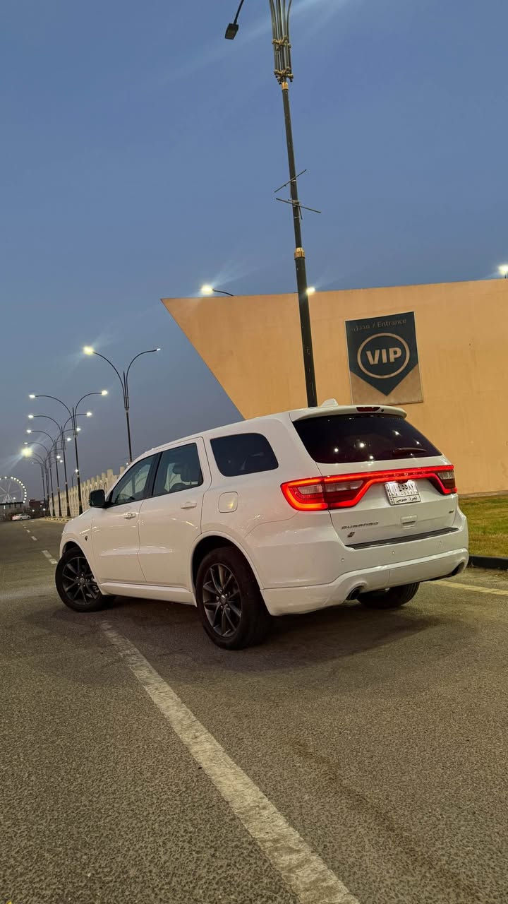 السلام عليكم 
دوج دورنكو بيضه v6 GT
رقم الشاصي 1C4RDJDG3JC194192
بدون ايرباك ضرر امريكه فقط 
ماشيه 144
***********
210 وبيهة مجال البصرة, العراق
