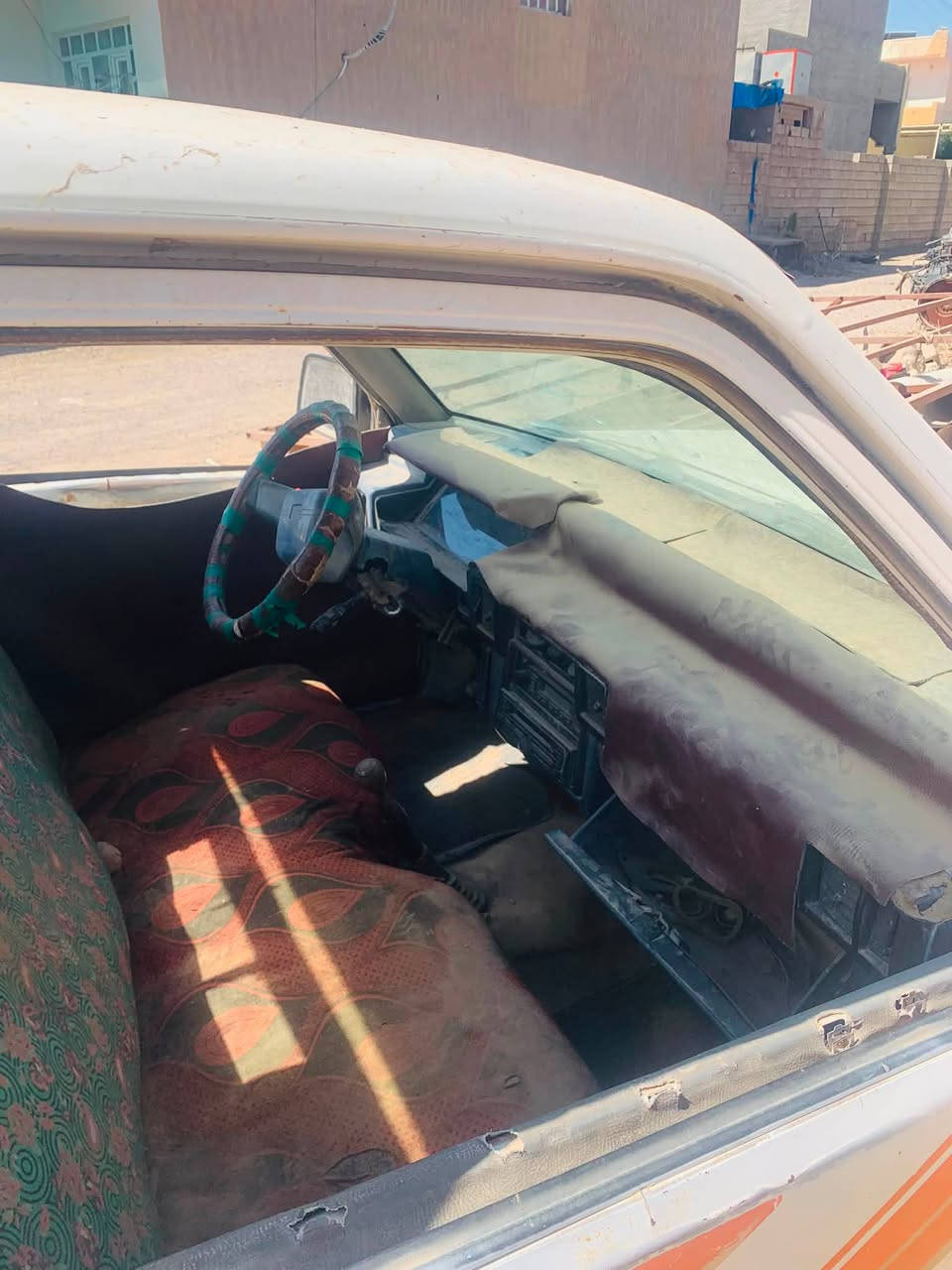 السلام عليكم 

اعادة النشر بسبب الوعود الكاذبة 

مسيوبيشي موديل 88 رقم ديالى
محرك دير مجفت جديد مكفولة من الكير والمحرك يعوزها كابريتة بس
السيارة ما مصبوغة 

السعر 13 وبيها مجال 
المكان صلاح الدين العلم 

للاستفسار والتواصل على الرقم /***********
