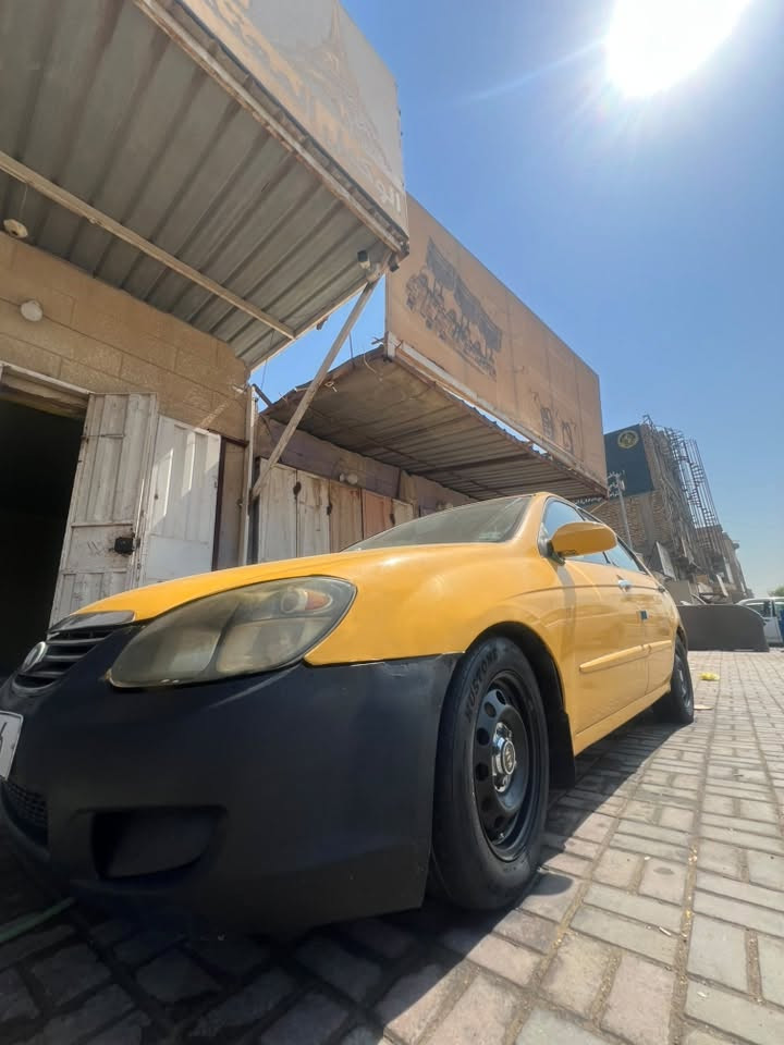 سبكترة 
مديل ٢٠٠٩
كير ومكينة خير من الله 
منضومة تبريد جديدة 
بلكات جدد
راديتر جديد 
ادامة كاملة للمحرك 
فيتبم جديد 
رقم مثنى 
مشروع وطني
مصفرة هيئة وغرامات 
***********
