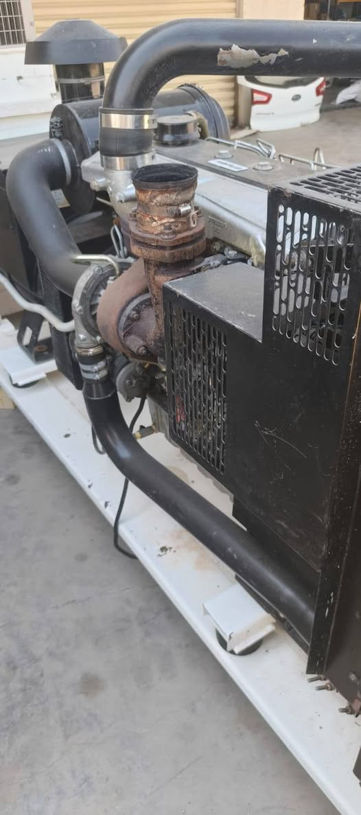 سلام عليكم مولد بيركنز 150 KVA نضام حماية كامل تشغيل أو إطفاء ذاتي
150KVA
توليد لوري سومير فرنسي اصلي
زورنا في موقعنا ديالى بعقوبة الصناعة الثانية مقابيل نهاية حي المعلمين
للاستفسار الاتصال على الأرقام التالية
***********
***********
من الله التوفيق
