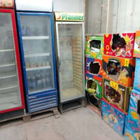 أسواق للبيع مكان العبيدي الرئاسة شارع20 بشارع إفران زيتونة 07737544115