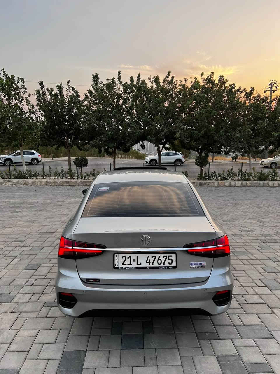 Mg 5  2025
شکڵ تازە بۆ فرۆشتن فول مواسەفات
سڵاید
5 کامێرە 
گێچ دیجیتان
کوشن جلد 
کوشن کارەبای
ناو کرێمی 
بەسمە
ئاوێنە ئیشارەت 
برێک بەسمە و ئۆتۆ هۆلد
مۆدی ئیکۆ 
مۆدی سوکان بە دڵی خۆت ئەتوانیت قورس و شلی بکەی
دەبڵ گێڕ
بلاجکتۆر 
سەیارەکە زەمانی شەیکەیە
سەیارەکە فول فول مواسەفاتە و تا بڵێی جوانە دەعمی پێشەوەی شوختێکی هەیە وەک لە رەسمەکانا دیارە دوپەنجە پیدی ئاڕی هەیە هیچی تری نییە و تا بڵێی تازە و جوان ماوەتەوە 
تەنها 11000 هەزار ڕۆشتوە 
سعری  ١٢٥ گەڵا و معامەلەیەکی کەم 
‏
***********

