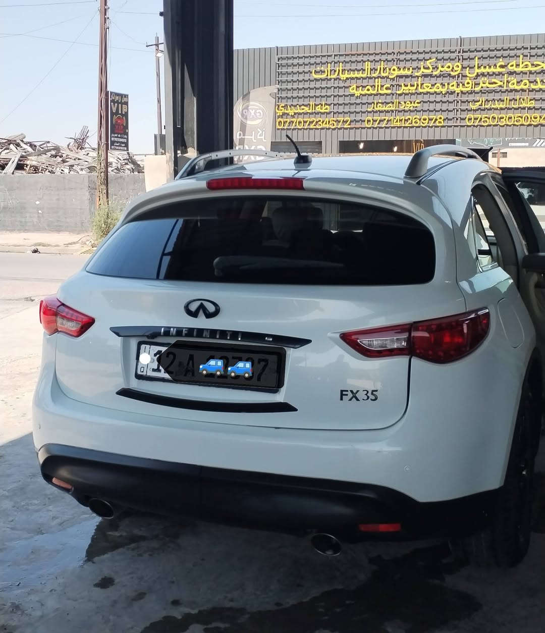 FX 35 2011
رقم نينوى
اني صاحبها الشرعي 
لون ابيض
بيها ٣ قطع تبديل وصبغ
مواصفاتها معروفة
تبريد _ تدفئة
كشنات جلد 👈تبريد وتدفئة 
تحكمات ستيرن

مري شفط
كاميرات سستم كامل
كشنات كهربائي
مواصفات كثيرة ماذكرتها
محرك وكير شرط 

هزة وسنوية ورقم كلو جديد
وتحويلها مني انا الشرعي

للمزيد من المعلومات يرجى الاتصال على الأرقام الاتية

***********
***********
