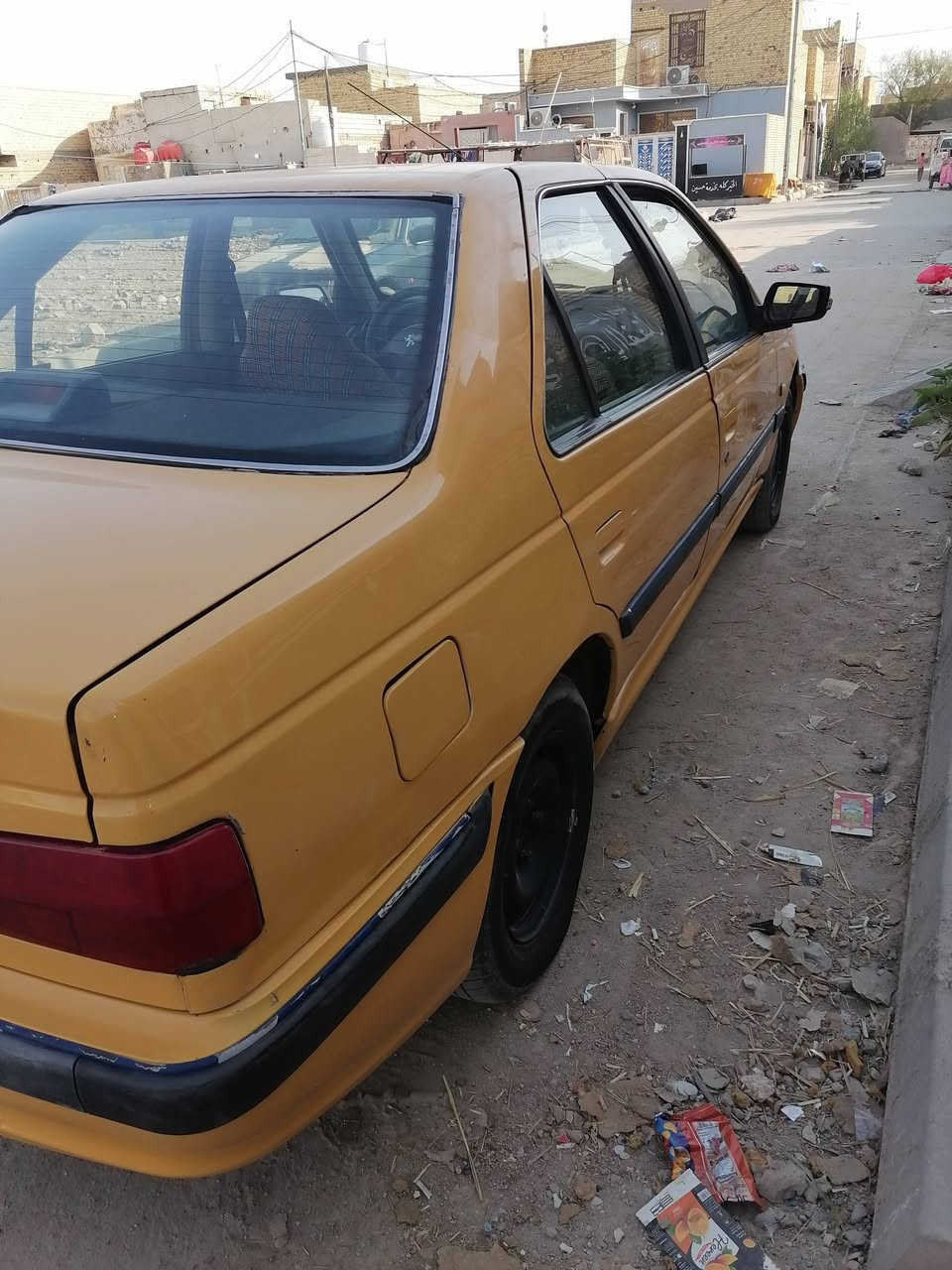 بيجو بارص مديل 2015 البيع او مراوس  سياره جاهزه من كلشي مكينه وكير مكفولات تبريد ثلج حداديه امامي خلفي جاهزه على اخر حبايه مصفره هيه وغرامات سنويه 31 رقام نكليزي سعر35وبيها مجال مكان سياره الناصريه مركز *********** مامتواجد على الفيس واتساب وانه خادم
