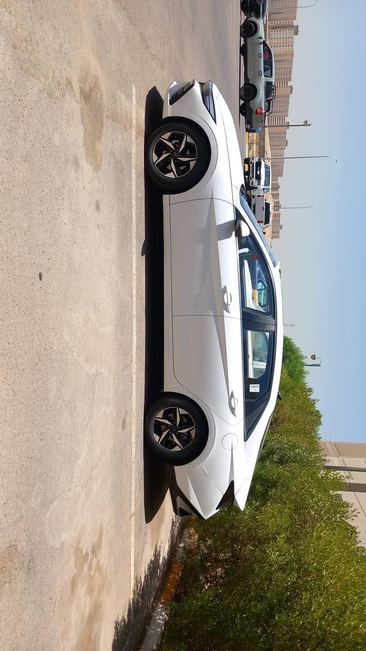 هونداي النترى موديل ٢٠٢٣ شكل ٢٠٢٤
سياره تجميع الصيني سياره حلوه وجاهزه 
مواصفاته 
بصمه 
فتحه 
كشنات جلد 
حساس امامي خلفي 
السياره ماشيه ٤٧ الف 
كير مكينه ع الشركه ممفتوحات
اخوان كلشي واضح بسونار 
سعره ١٢٨ وبيه مجال 
مكانه بغداد قرب مجمع بسمايه 
***********
***********
