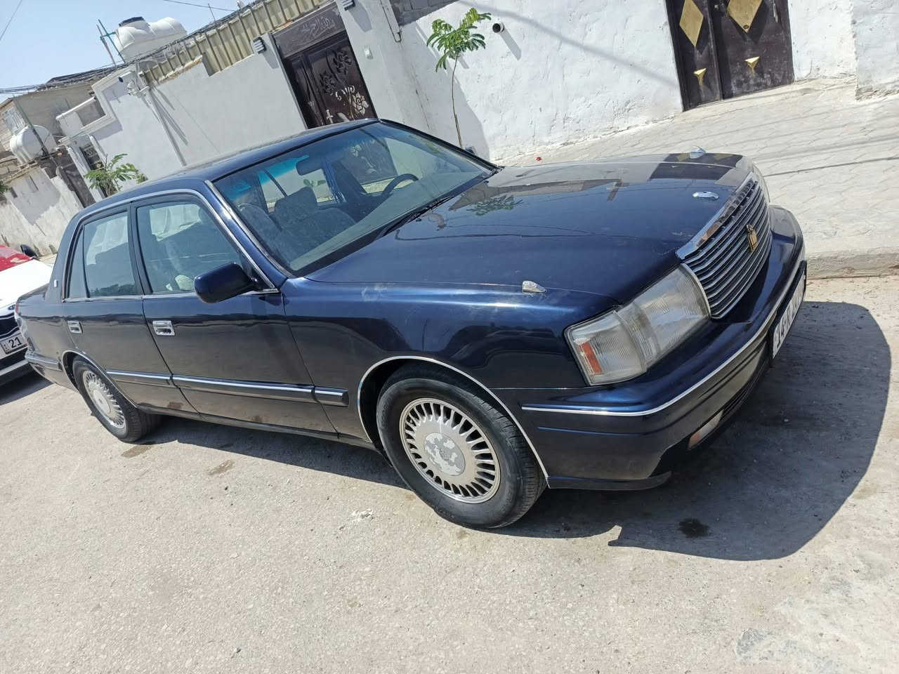 السلام عليكم ورحمة الله وبركاتة رأس الثور تكم 1996 رقم بصره نكليزي سنويه لغاية 2030 تريد مداور تريد وكاله السياره بيها كص قماره وكفر خلفي فقط مكينه وكير وحداديه جدد تبريد ثلج كهربائية كله شغاله سنتر لك شاشه سماعات كله جديد العنوان نجف السعر 63 وبيها مجال قليل الشراي يجي خاص أو يتصل ***********
