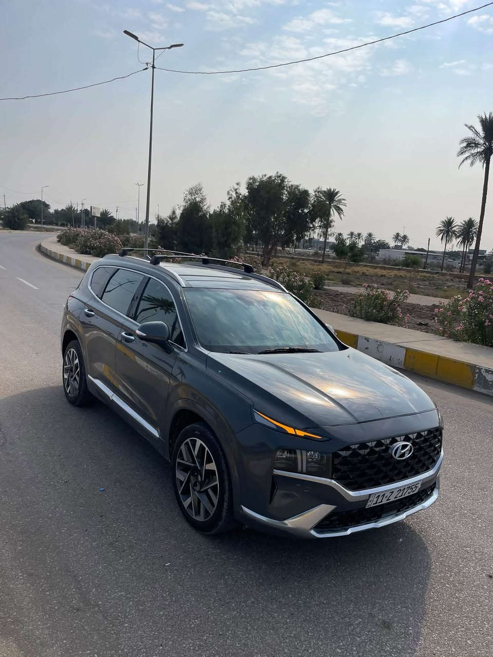 سنتافي كالكرافي ٢٠٢٣
رقم بغداد باسمي 
اعلى مواصفات واعلى فئة
محرك ٢٥٠٠ تيربو 

***********
