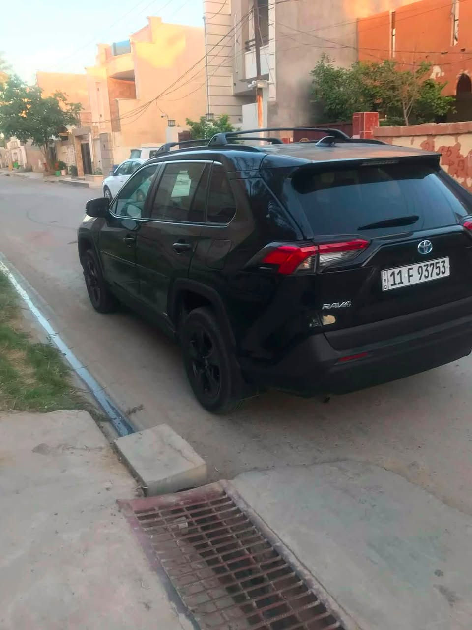 تويوتا راف فور موديل 2024
امريكي هايبرد بانزين 
رقم بغداد بسمنه 
السيارة فول مواصفات✅
فتحة سقف سلايت
حساسات
تحكمات ستيرن تو ويل
شاشة كبيرة كشن مخمل 
صور الحادث منشوره
رقم هاتف صاحب سيارة 
***********
***********
