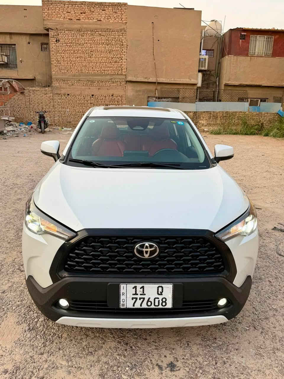 سلام عليكم
كورلا كروس 2024 فول مواصفات 
السيارة رقم / بغداد/ تحويل ثاني يوم
كشنات جلد 
فتحه 
بصمة 
تبريد خلفي 
مكفولة من التبديل و الضرر بيها فقط شخط ب الباب ما مبين اصلاً 
السعر / 155$ وبيها مجال للشراي
***********
