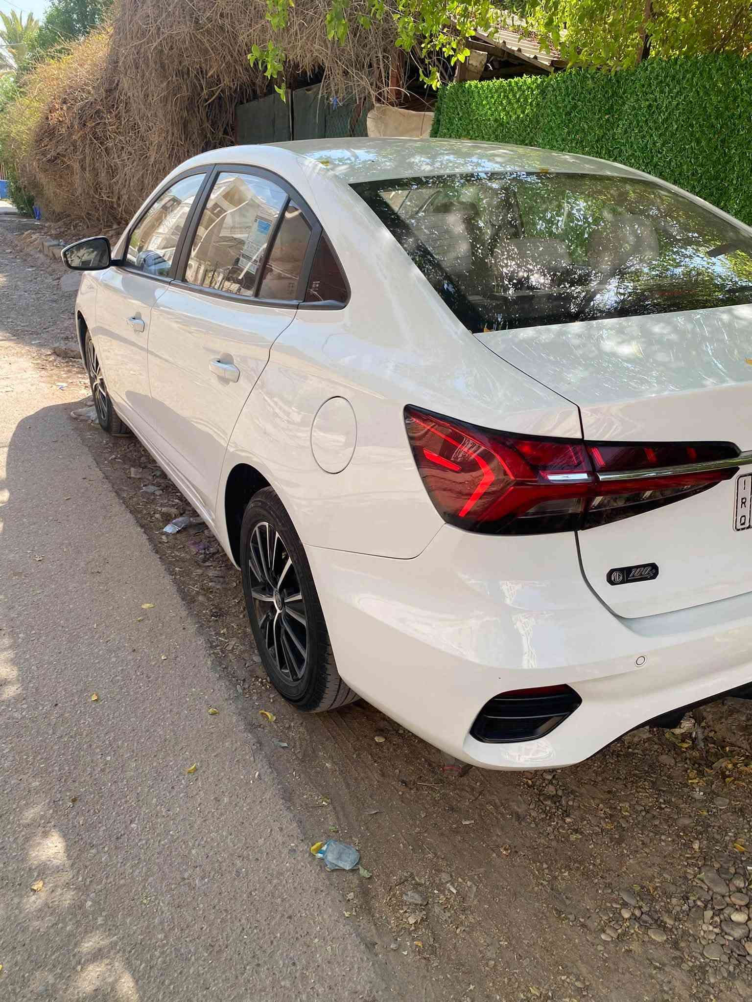 السلام عليكم

‏للبيع سيارة MG 5 plus 2025

‏الشكل الجديد رادار حساسات شاشه كبيره 

‏لون أبيض رقم بغداد الجديد وبأسمي

‏تحويل ثاني يوم

‏اخو الزيرو ماشيه ٢٨ الف فقط

‏مكفوله كفاله عامه من كلشي

‏أخي العزيز افحص وين ماتحب حقك

‏مكان السياره بغداد البيجيه مال المنصور ١١٢ ورقه وبيها مجال بسيط
***********
