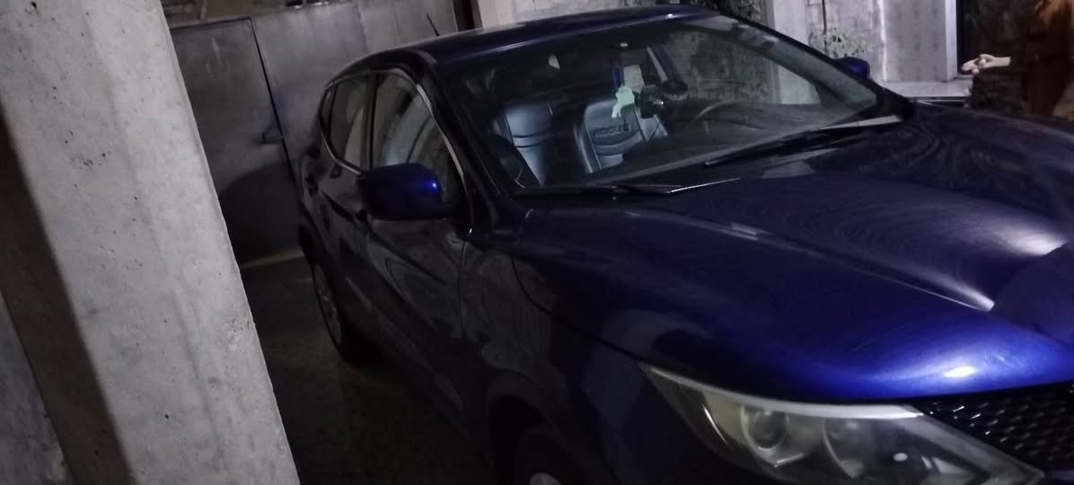 سياره نيسان روج موديل 2019سياره حلو مال جناي سياره بيه قطعتين صبغ باقي سياره كفاله وسونار ماله موجود سعر دفتر ونص يعني 150ورقه وبيه مجال الاستفسار الاتصل ع الرقم ***********
