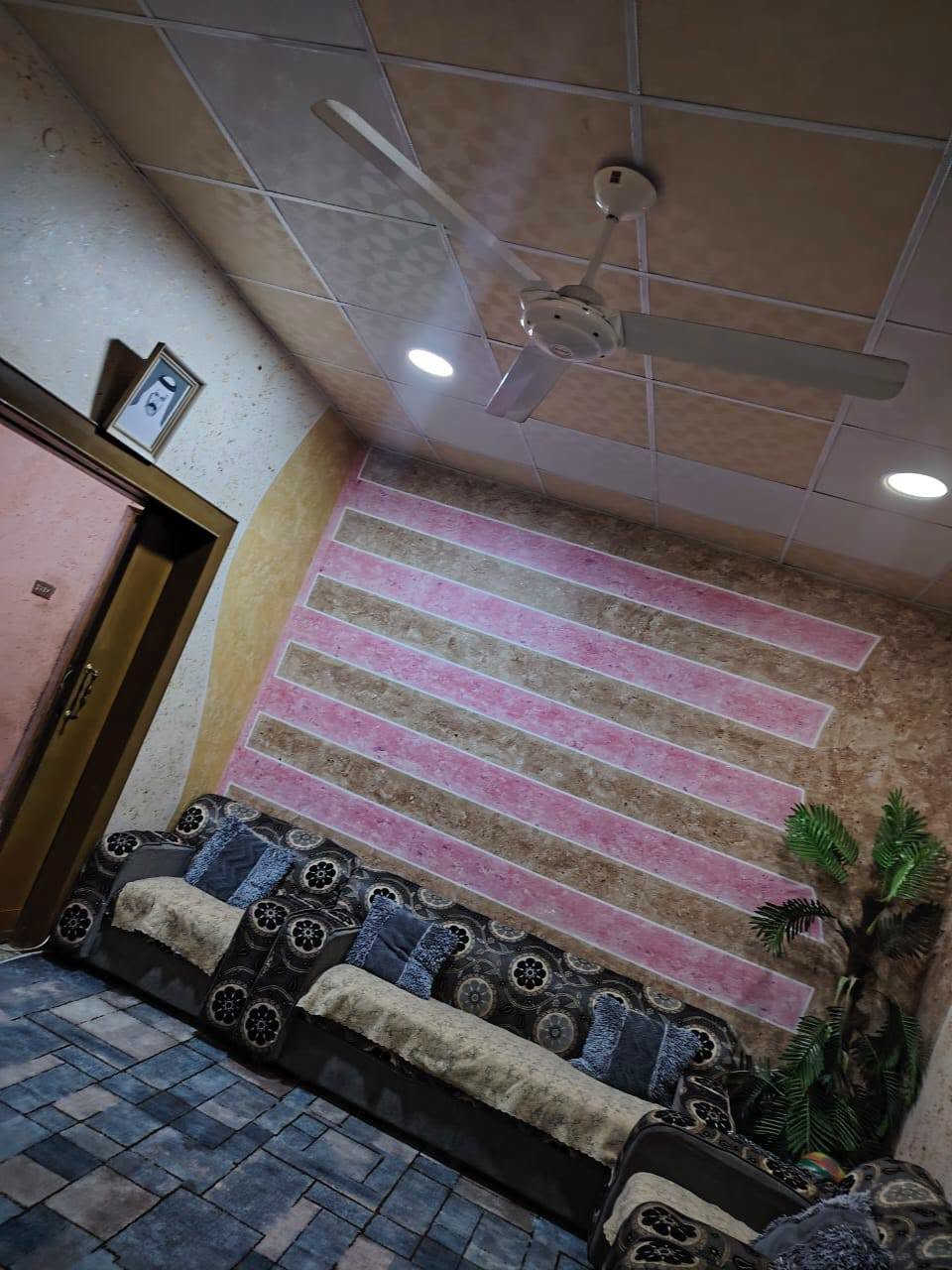 السلام عليكم
بيت طابو صرف للبيع ٣٠٠م ام العصافير صب كونكريت 
قرب الروضة العبير سنه البناء ٢٠٠٠ ترميم قبل أشهر 
 غرفتين وصالة ومطبخ وبراني وصحيات داخليه وخارجيه
السعر ١٠٥  قابل للتفاوض 
***********
