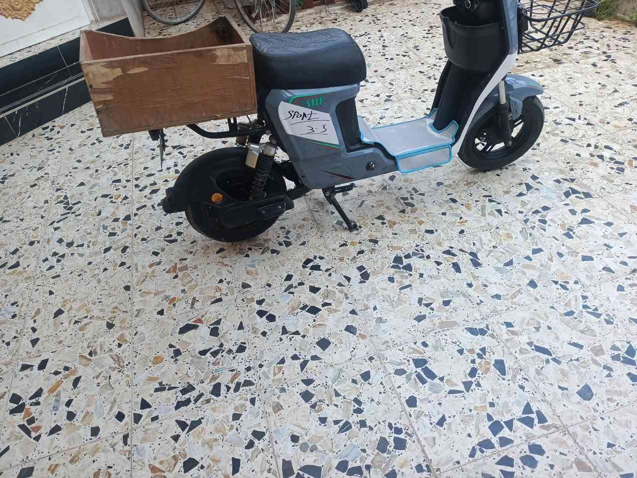 بايسكل شحن • بطاريات جديدة • ديالى