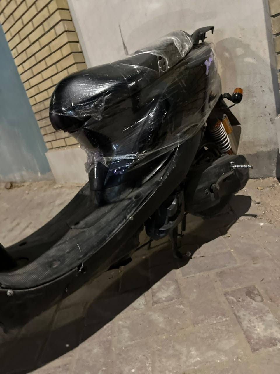 السلام عليكم دراجه عصفوريه للبيع رايده 300وبيها مجال نكره سلف لتواصل***********
