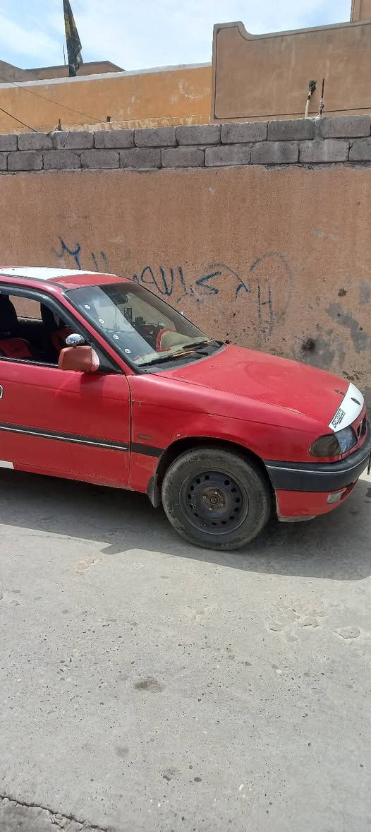 استرا للبيع موديل 95 رقم بغداد مابيه اي شي محركه شغال بدون صرف ونفخ
وبيه كاربون بانزين سعره ٣٣ وبيه مجال 
مكاني موصل. استفسار اتصل لرقم *********** او راسل واتساب
