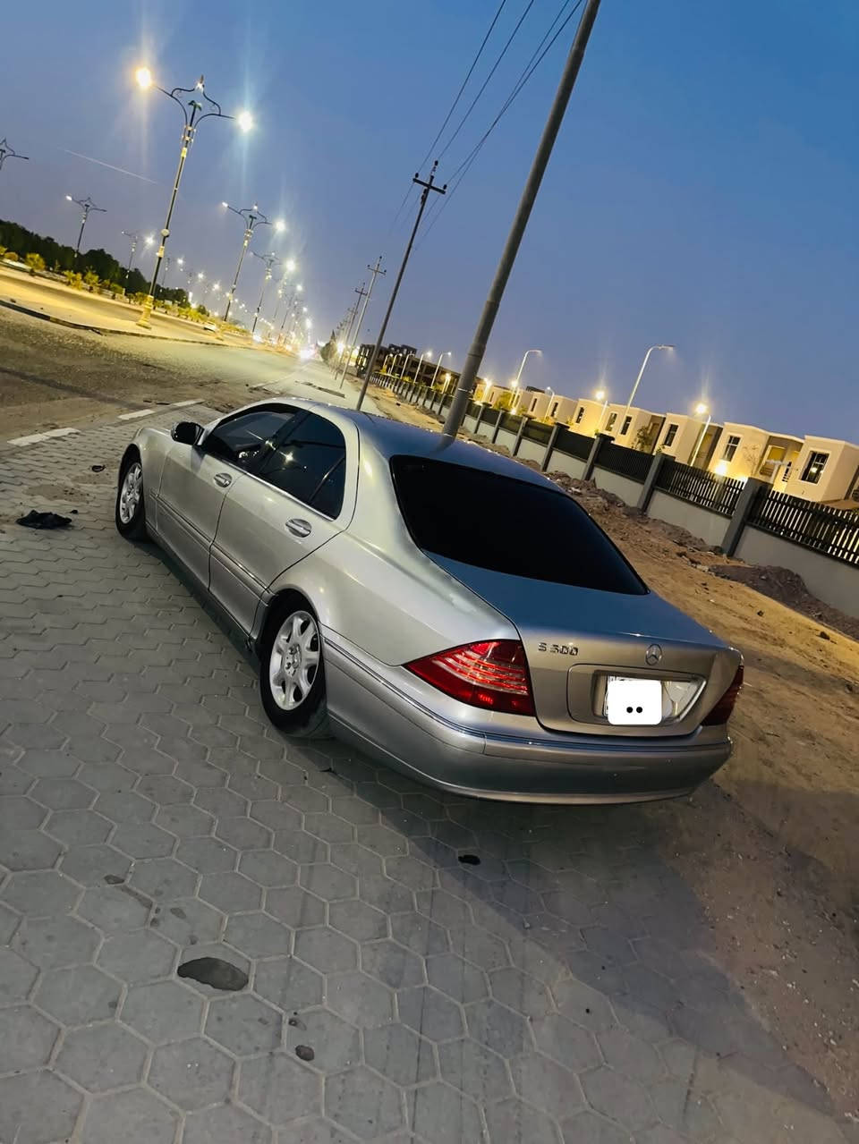 يالله
سلام عليكم ادوات ادوات للبيع 

مارسدس 2004 s500 

فول مواصفات 

فتحه 

تحكمات 

كشنات كهربائي 

جوبلسات 4 شغالات 

شاشه 

برده خلفيه بلاد 

محرك 8 سلندر 

منضومه زنون عالي ناصي 

  

تبريد ثلج +تدفئه 

سياره كارتون غرفه بل جيس كير  محرك كفاله 

كصه قماره فقط وشرط لحيم ما يبين شعره 

سياره جديده حيل ما ناقصها برغي 

متومه ارقام وسنويه وشاصي طبق الاصل 

مكاني البصره 

السعر 40 ورقه 

للتصال ***********

