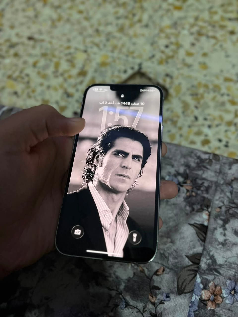 للبيع iPhone 13 Pro Max 256GB – نسخة أمريكية 🇺🇸
🔹 اللون: أبيض
🔹 السعة: 256GB
🔹 نسبة البطارية: 88%
🔹 الشاشة مبدلة (تجارية)، وجميع وظائف الجهاز تعمل بشكل طبيعي.
🔹 الجهاز نظيف والاستعمال جيد، ولا توجد مشاكل في الأداء.

💰 السعر: 525,000 الف وبي محال للتواصل واتساب ***********
