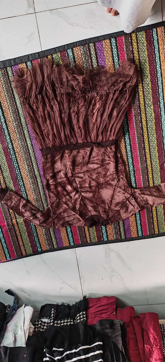 شلعه نسائي • ٤٠-٦٠قطعة • سعر مناسب