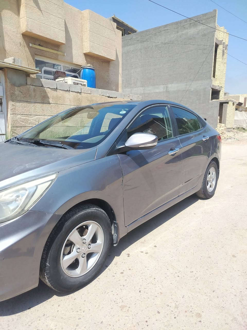 السلام عليكم اكسنت موديل 2017 وارد خليجي محرك 1600دوش محرك وكير انضاف جدا تبريد شغال تخم تاير جديد ويل كب صدر نضيف جاهزه ما بيها اي نقص شاشه وكامره دواره كهربائيات كلها شغاله اشاير بل مري تحكم استيرن جهتين كشنات جلد نضام ايكو ومانع انزلاق رقم أربيل دولي هزه جديده بيها 4 قطع صبغ بدون دواخل دواخل مكفوله السعر 83وبيها مجال مكان السياره بغداد للاستفسار الاتصال على الرقم *********** //***********
