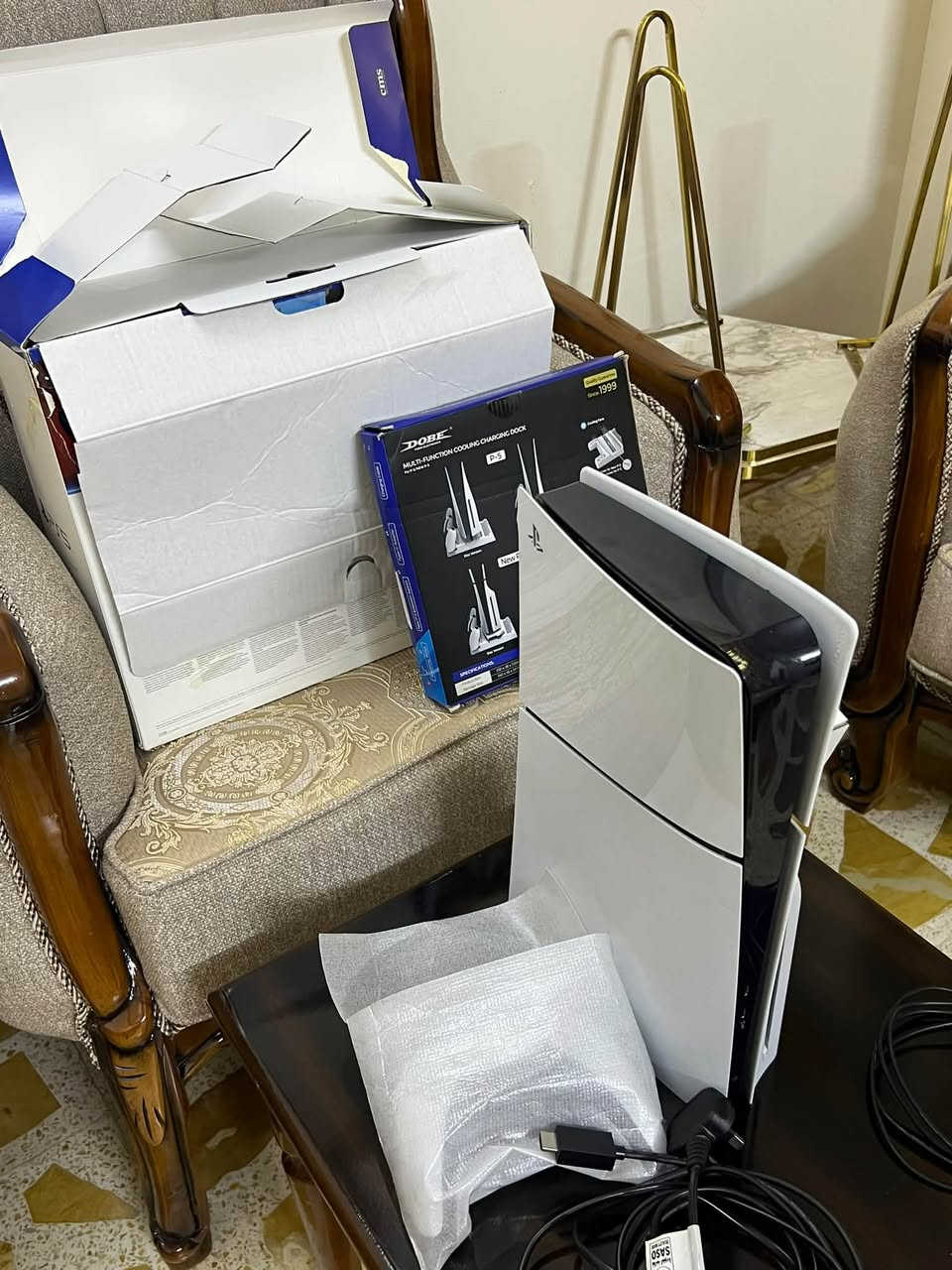 🔥 للبيع PS5 Slim سعة 1 تيرا — CD Drive 🔥
✨ نظافة 95%
🔒 الجهاز لوك ستيكر
🔧 ما مفتوح ولا مصلّح
💻 نظام 11 — قابل للتهكير أو تحديثه واللعب أونلاين
🎮 دبل جوستيك
❄️ قاعدة تبريد
📦 الكارتون
💯 كامل ملحقاته

🔥 جهاز كامل ويا ملحقاته، وكلشي يجي بالكارتون

📩 للتواصل عالخاص بالصفحة أو واتساب:
***********

📍 الموقع: بغداد

نص مكتوب في الصور:
- معلوم الاسم PS5-327 برمجيات النظام 25.02-11.00.00.43-00.00.00.0.1 عنوان IPV4 - عنوان IPV6 - عنوان MAC (كابل LAN) 98:fa:2e:b5:a2:be عنوان MAC (Wi-Fi) d4:f7:d5:9c:ea:99