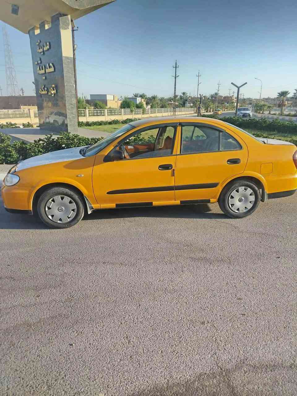 مكلف بلنشر
سيارة سني نضيفه للبيع 
موديل 11 موسسه
كير محركً شرط 

للستفسار انتصل على رقم 
***********
 ***********
