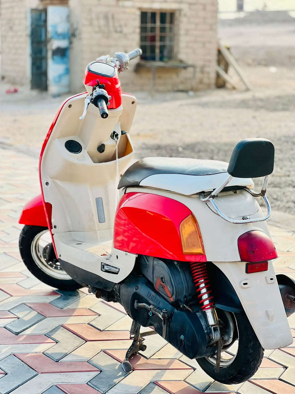 ماكس بوليس • مفتوح • مجال
