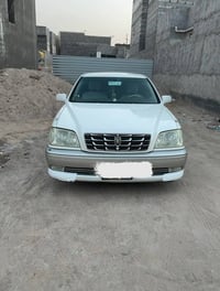 كراون ملكه • ٢٠٠١ • رقم بصره
