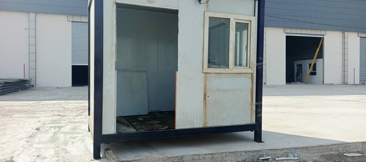 كرفان للبيع نضيف 3في 2موصل الايسر كوكجليل بعد السيطرة *********** السعر خاص
