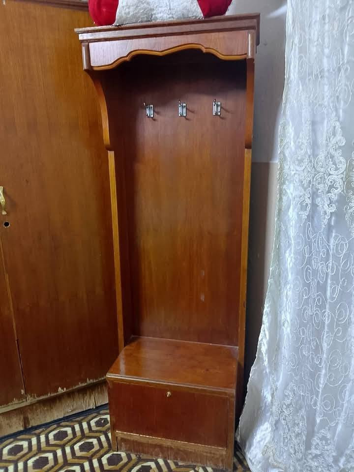 سلام عليكم غرفه نوم بدون قنصور سعر150.بي مجال***********
