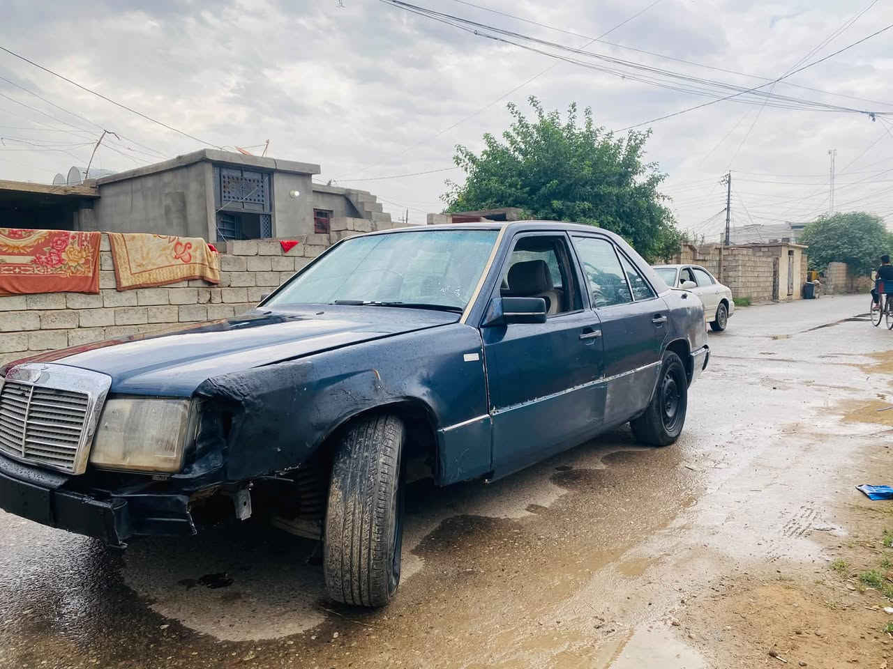 مرسيدس • جير عادي • ٤ سلندر