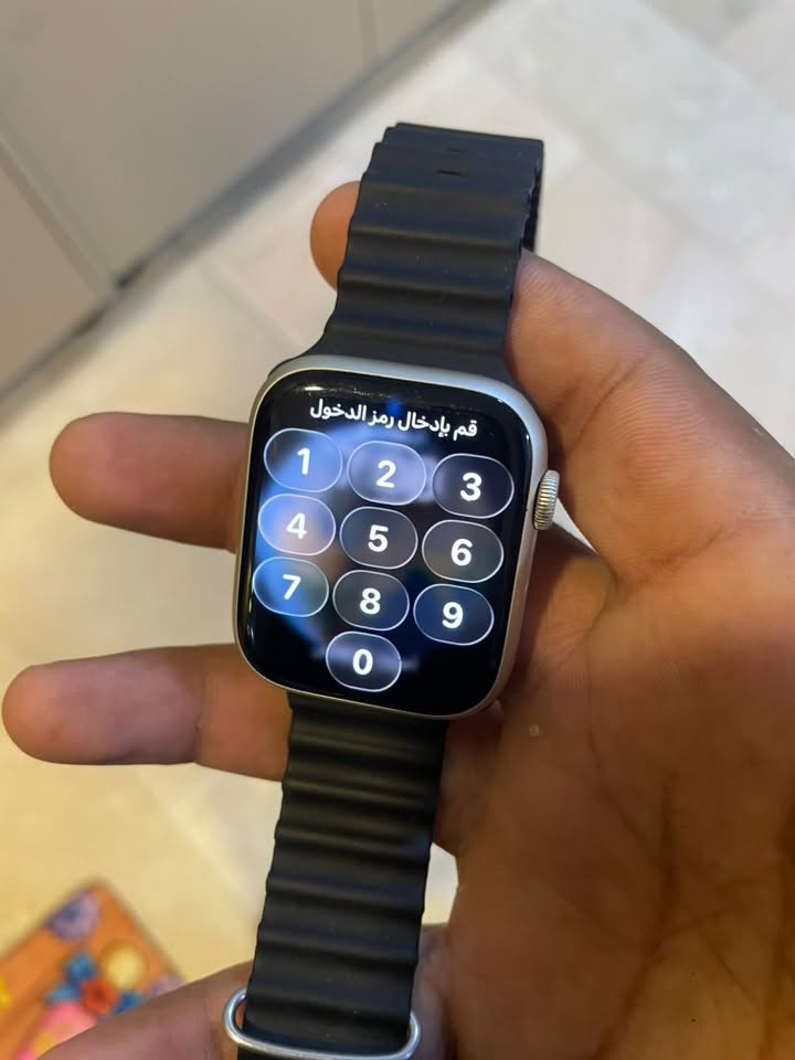 ساعة Apple Watch الجيل 8 مستعملة للبيع بيهة شخط
بالشاشة الخارجية مر الداخلية مبين للأمانة وياهة كيبل اصلي 

اني اشتريتة  يجي ويه الساعة وشحن يطول 3ايام  

السعر 100 وبيهة مجال للشراي لا تكسر سعرهة 

مكاني بغداد الدورة البعيثة 

للاستفسار الاتصال على ***********
