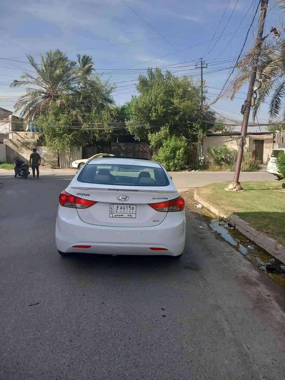هونداي النترا خليجي موديل ٢٠١٤ Gls سيارة جهازة ما بيها اي نقص ..مكينة خير من الله  لا تبخير و لا تنقيص رقم بغداد و السيارة باسمي و التحويل مباشر محرك ١٨٠٠ فتحة و شاشة جبيرة تحكم ستيرن جهتين ميري شفط فول مواصفات ما عدا البصمة  بيها صبغ اسفل باب السايق و الباب الي خلفه و الجاملوغ الامامي الايسر بدون دواخل مكان السيارة بغداد العبيدي السعر ١١٥ و بيها مجال للشراي 
***********
