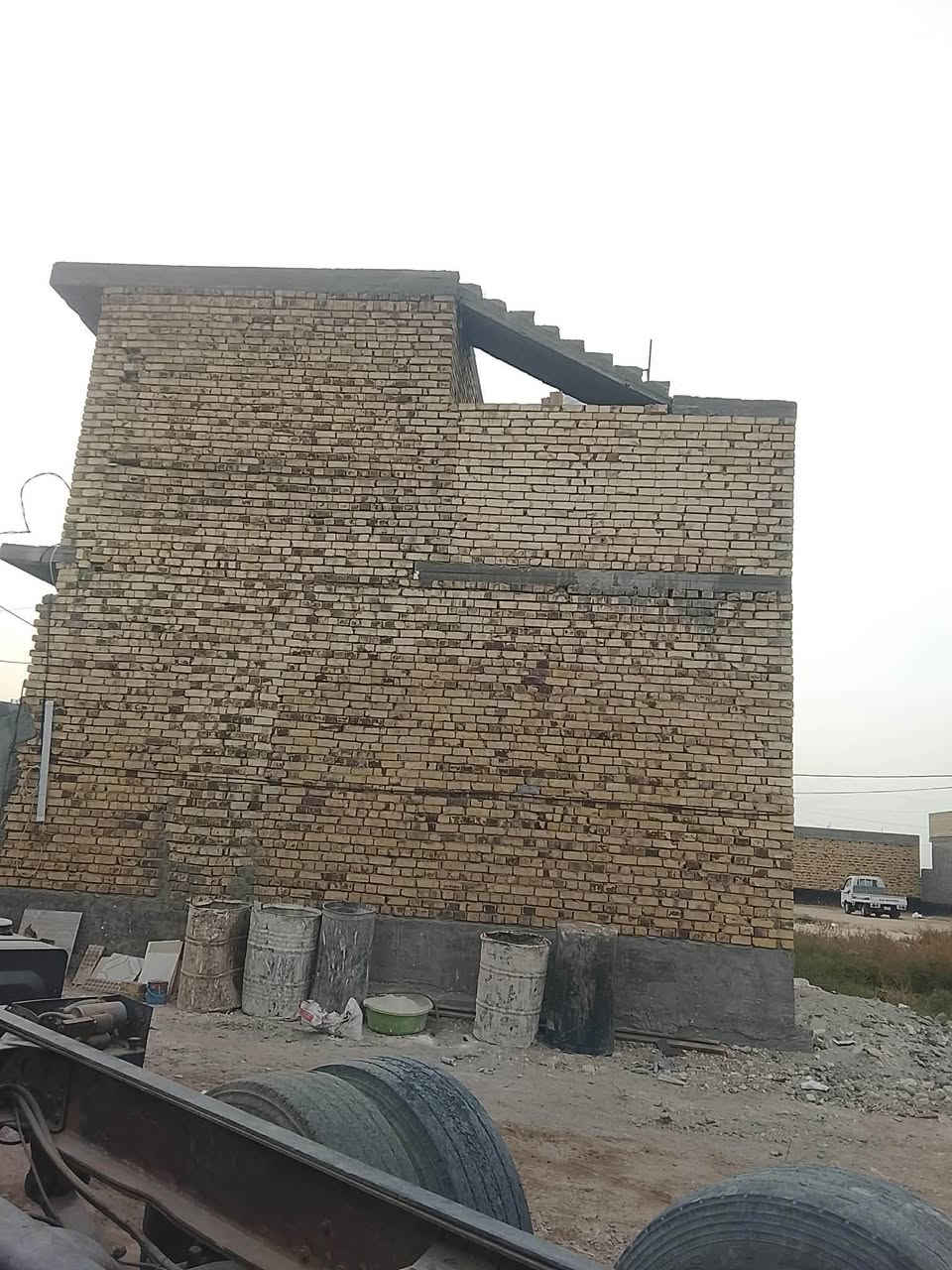 بابل شارع ميه • ١٠٠م • طابقين
