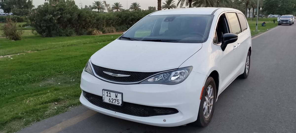 كرايسلر باسيفيكا • دخول جديد • ١٢ ألف ميل
