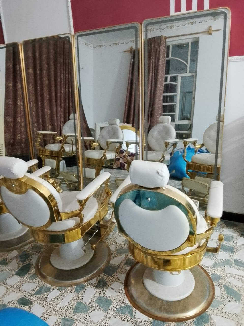 سلام عليكم للبيع تواصل ***********
