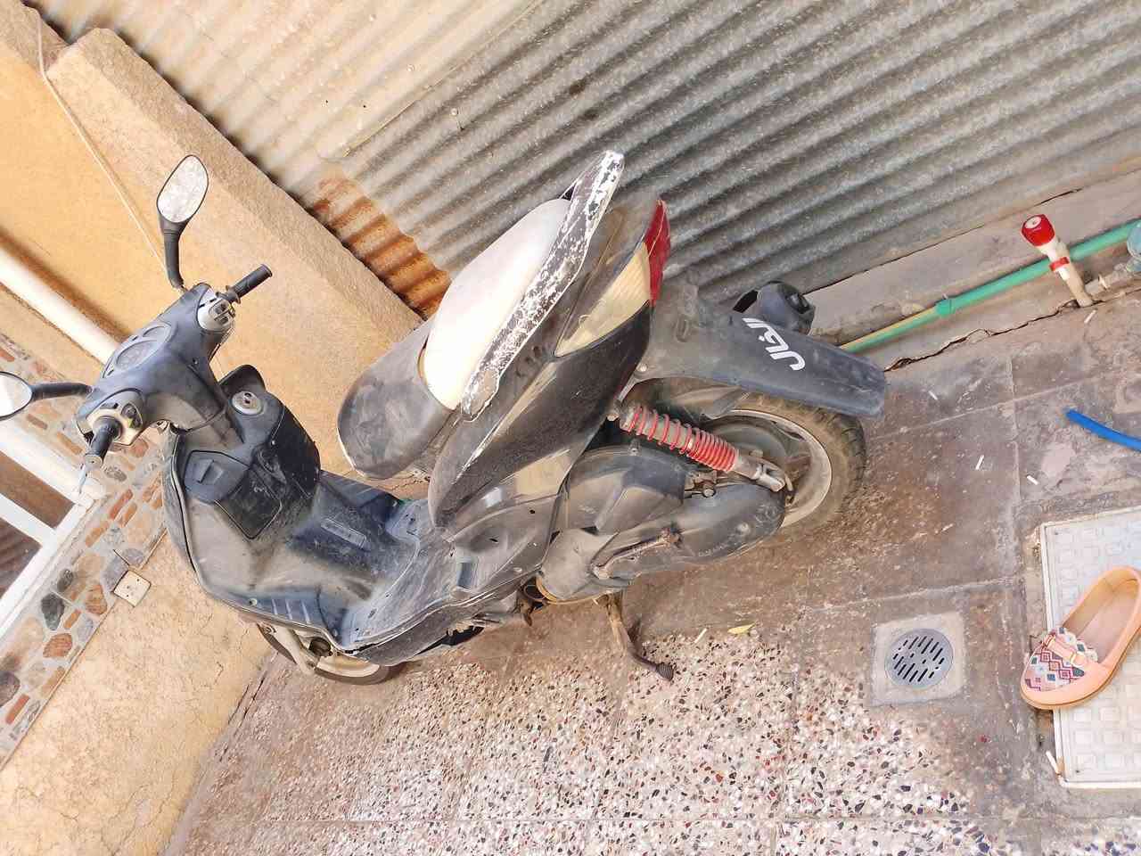السلام عليكم
سكنس لبيع نقصها بس كابريتر 
 
سعره 250

مكاني بغداد العامريه 

بي واتساب ***********
