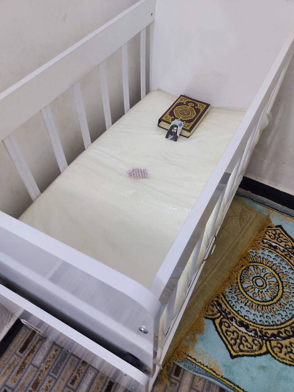 السلام عليكم كاونتر للبيع نظيف ثلاث قطع في كاروك كاروك جديد ما مستخدم قليل النهروان بيع سريع/*********** اتصال
