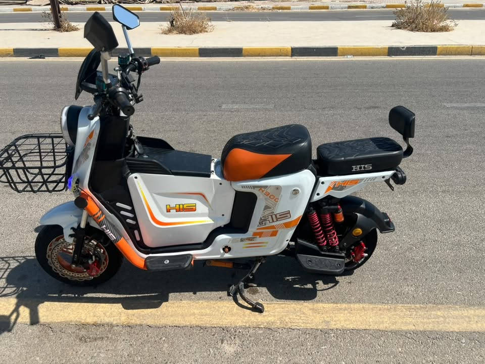 دراجه شحن موديل ٢٠٢٦ نضيفه كلش مابيها اي نقص
الدراجه ابيع كشر بدون بطاريات 
للاستفسار ***********
