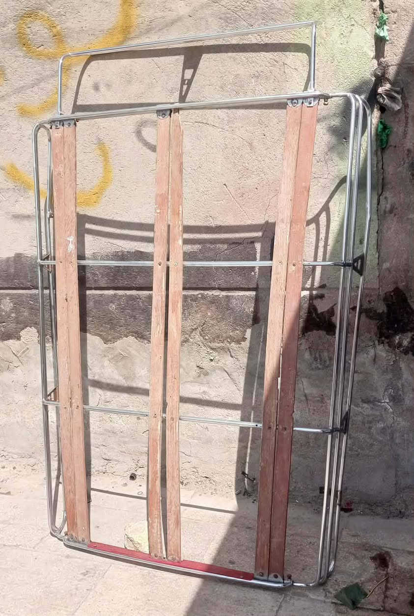 سلام عليكم سيبايه حيدر سحاره هيه ونزال هم حيدر سحاره 
نضيفه سعر 145بيه مجال حق جيه مكان رفاعي ***********
