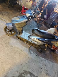 دراجه سكننس فحل نوزل كامله نكره سلف السعر ٦٠٠  مكاني الشعب 07700605104